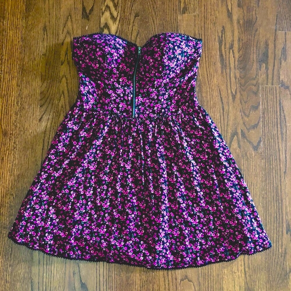 Material Girl Junior Strapless Dress w Sweetheart Top | Size: L